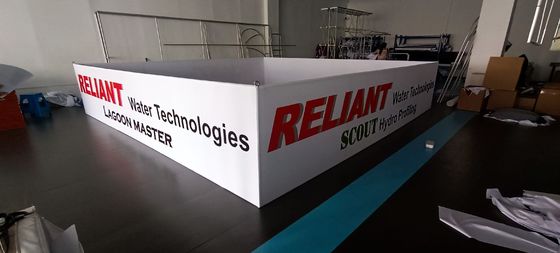 6ft 8ft พิมพ์ด้านล่าง Pop Up Exhibition Stand Design ป้ายแขวนสำหรับงานนิทรรศการ